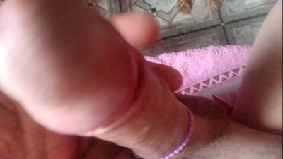 Jugando con mi polla y mi perro conmigo